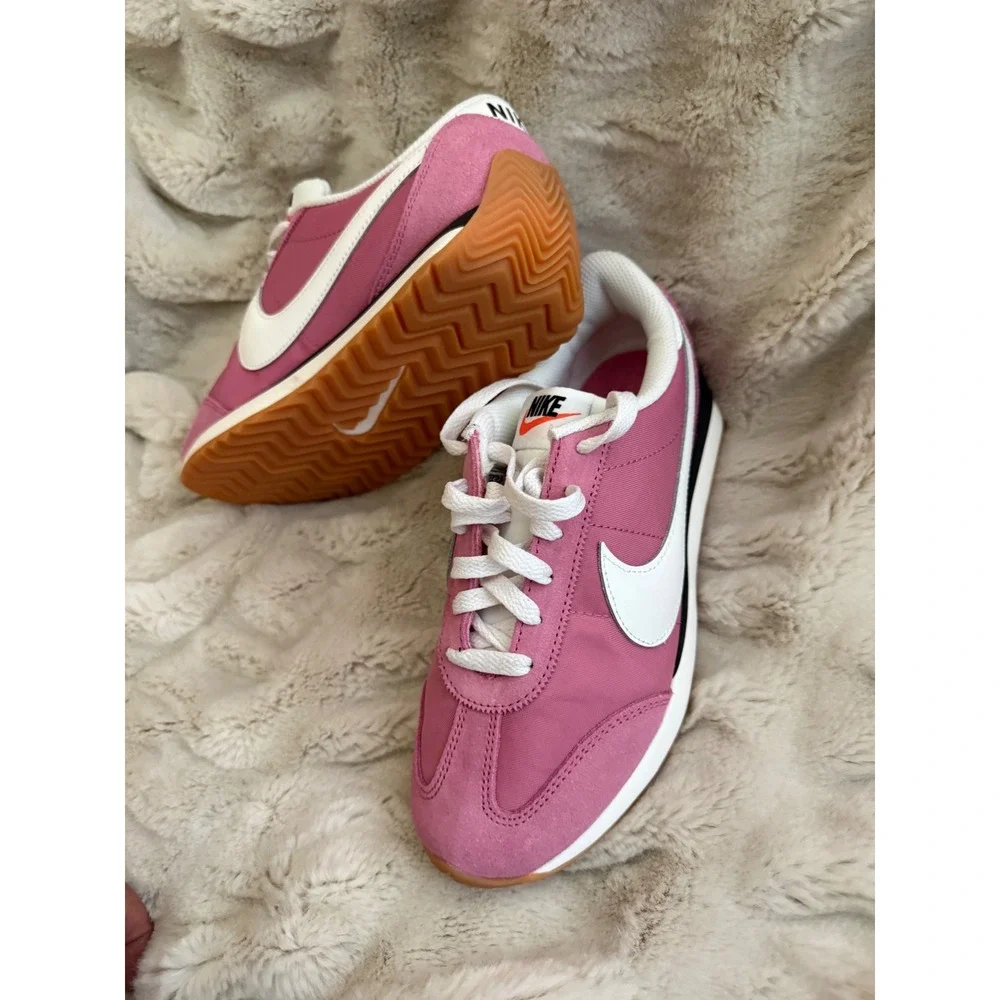 Nike Waffle Debut Pink White Suede Nylon Sneakers HM4771-606 Womens 7